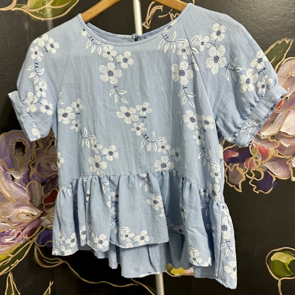 Vintage Peplum Blouse with button detail, fit XS/S